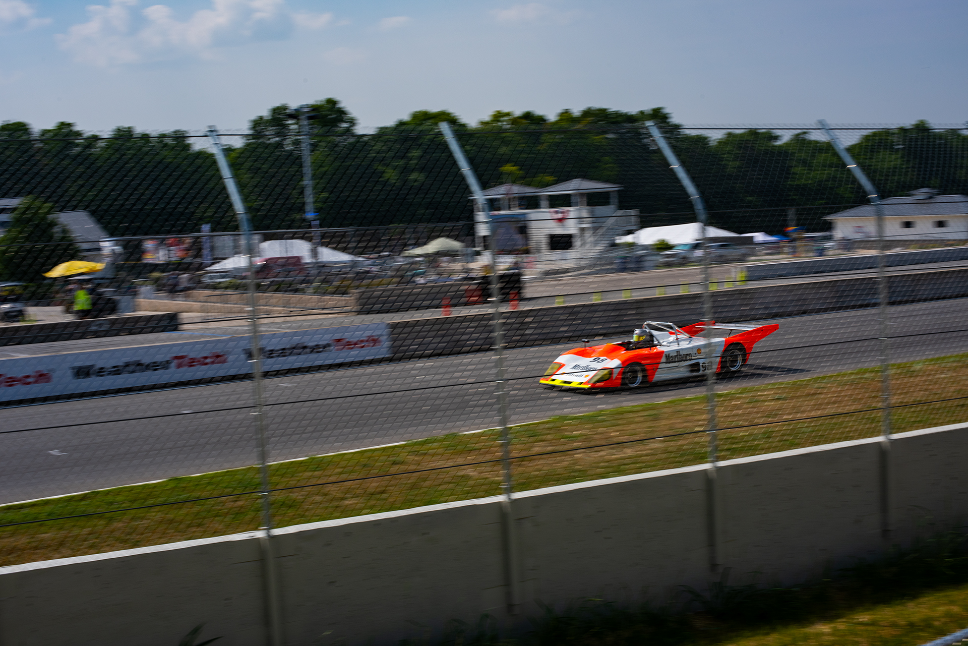 \Parting shots front straight 1978 Lola T298 Marlboro